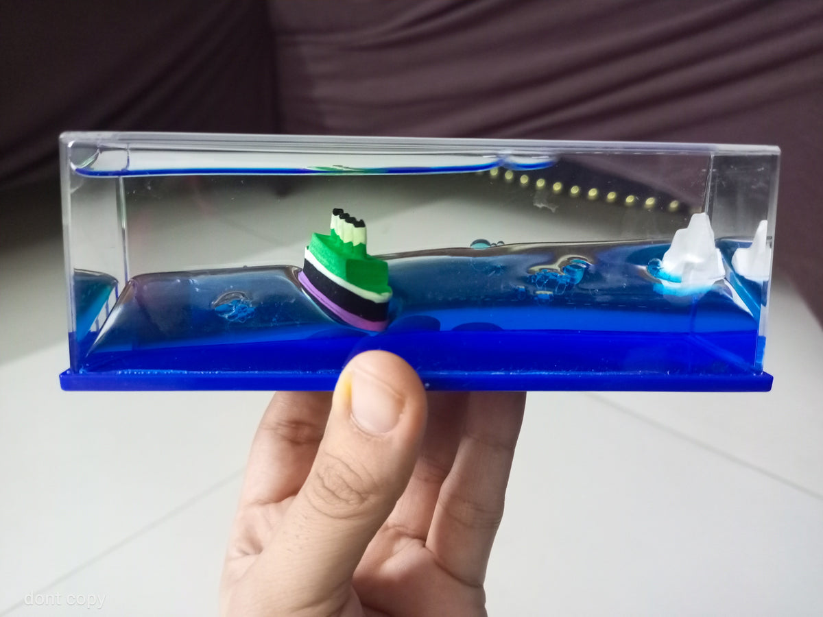 Titanic Unsinkable Fluid Drift Bottle – Acrylic Cruise Ship Decor